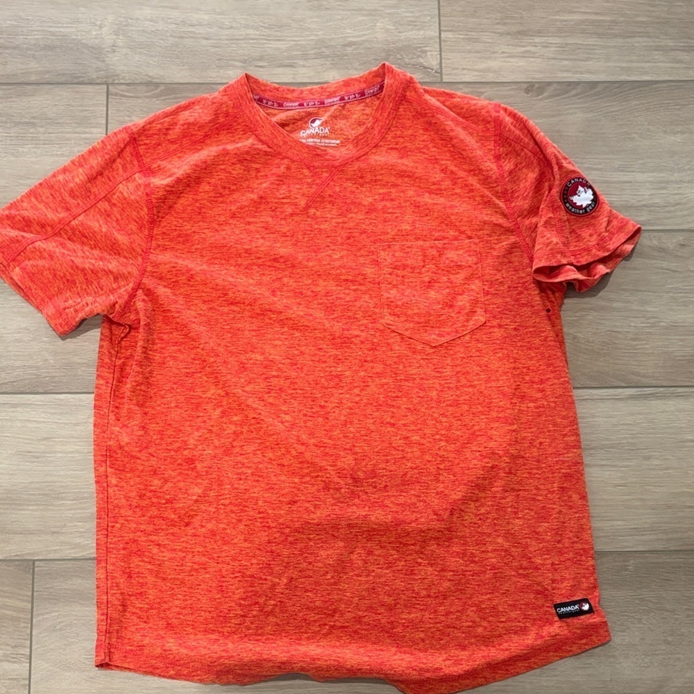 Canada weather gear burnt orange short sleeve shirt size
Small